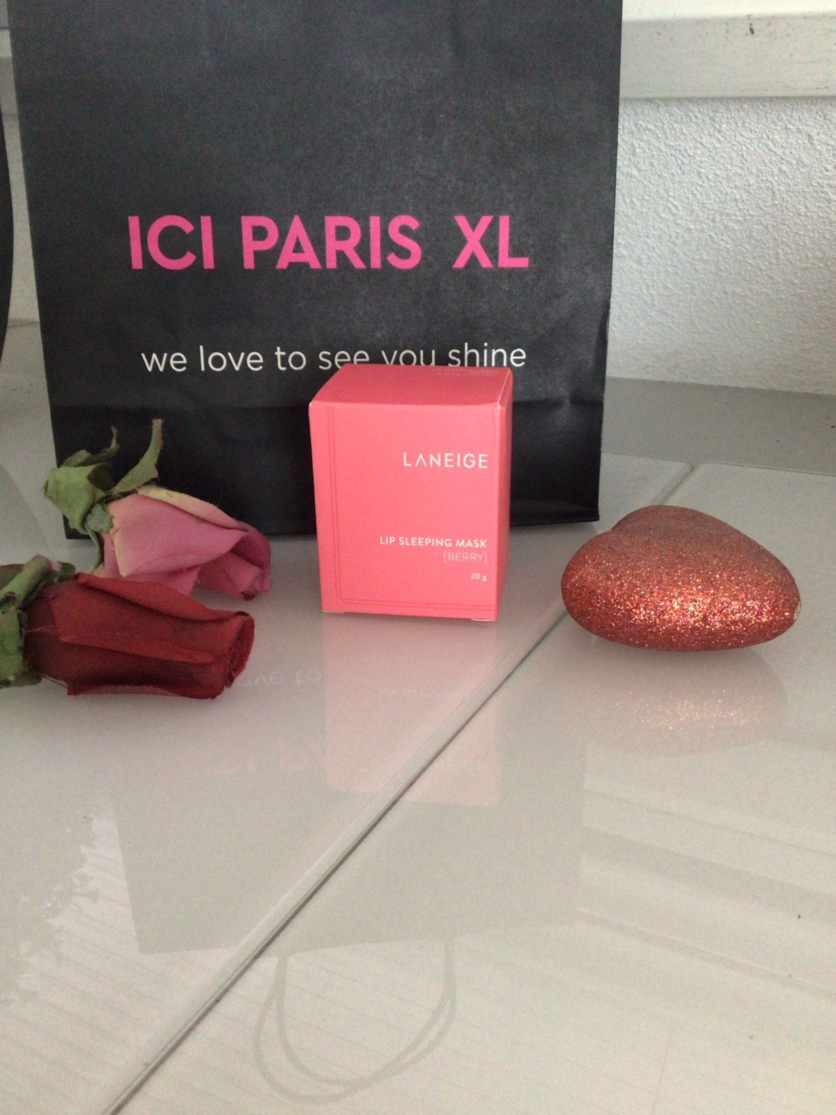 Laneige Berry lip sleeping mask 20 gr NIEUW!, Lippen, Nieuw, Ophalen of Verzenden, Make-up
