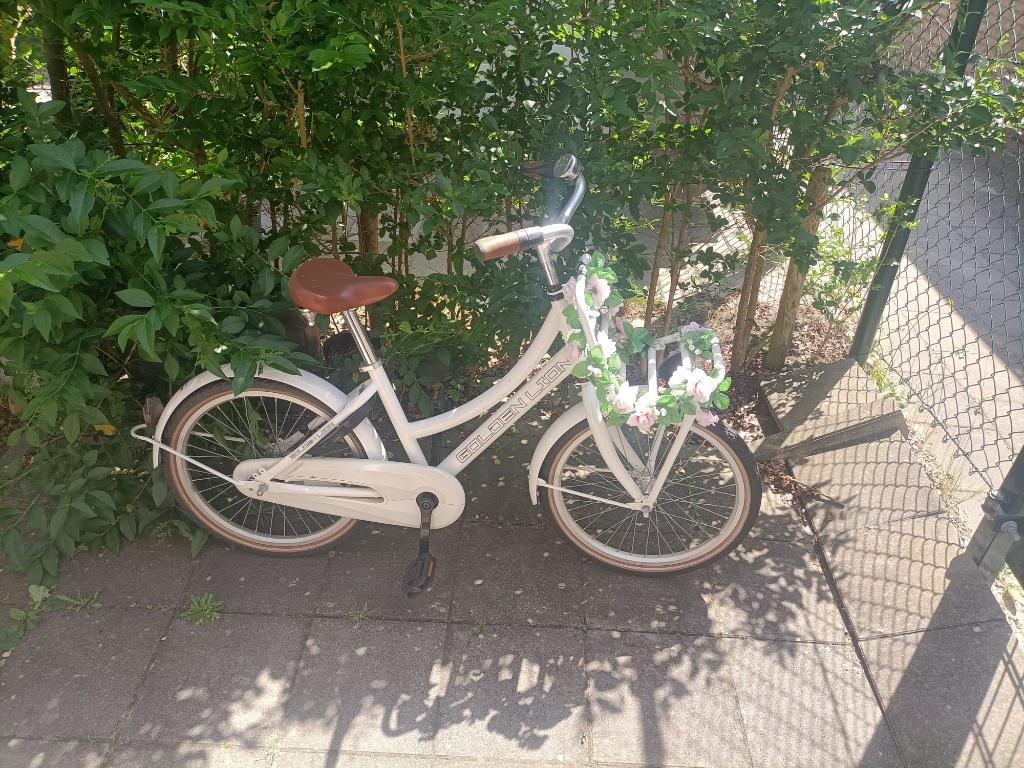 Witte meisjesfiets met bloemetjes–20 inch–zo goed als nieuw!, Ophalen, Terugtraprem, 20 inch, Handrem