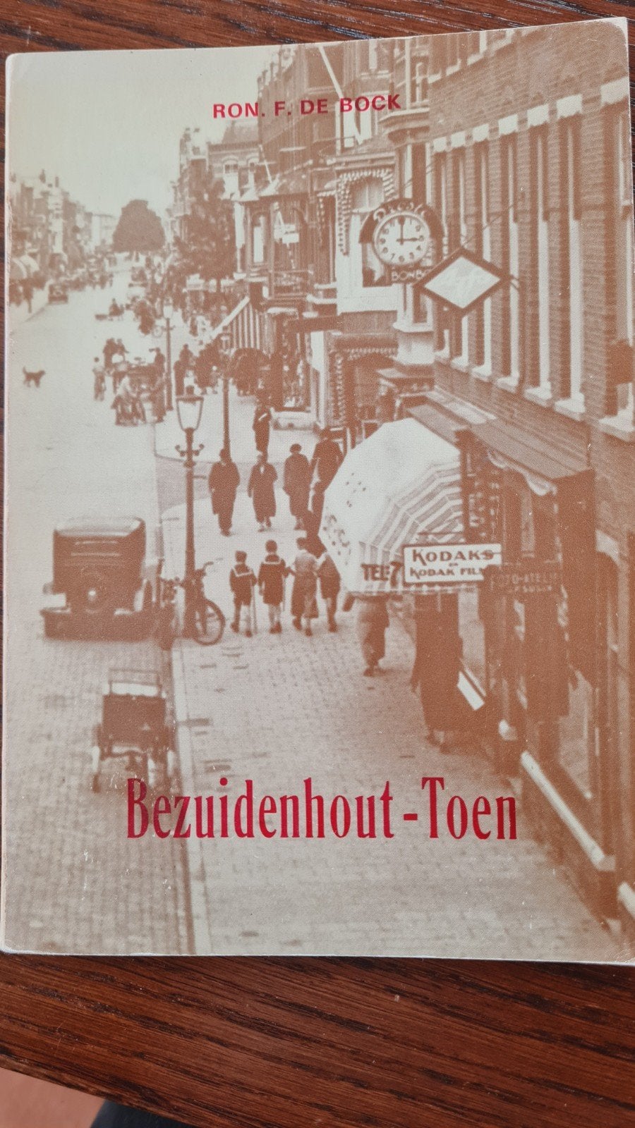 Bezuidenhout-Toen - Ron F. de Bock, Ophalen of Verzenden, 20e eeuw of later, Gelezen, Ron F. de Bock
