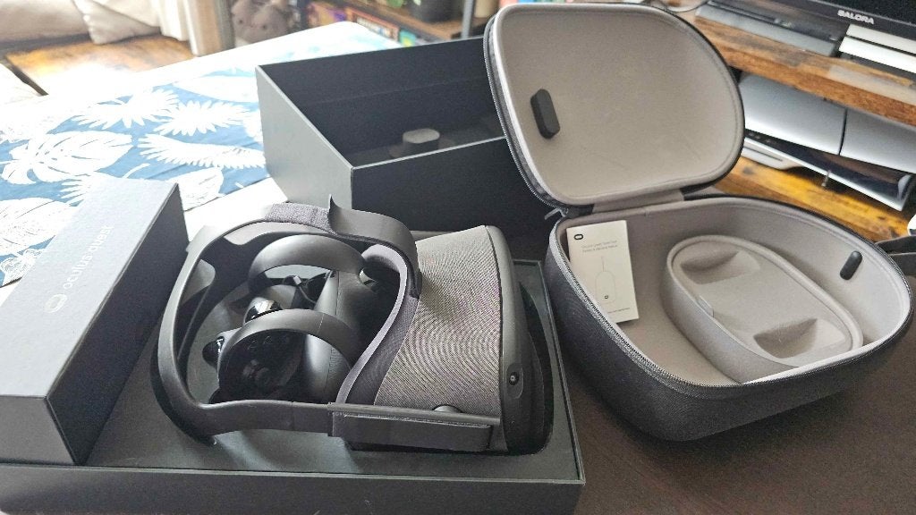 Oculus Quest 64GB (incl Travel Case), Spelcomputers en Games, Virtual Reality, Ophalen of Verzenden, Zo goed als nieuw, VR-bril