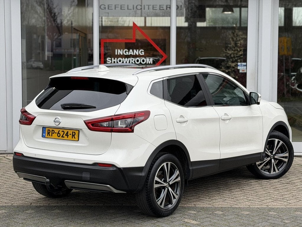 Nissan Qashqai 1.2 DIG-T 115pk N-Connecta | Trekhaak | Navig, Stof, Gebruikt, 4 cilinders, 116 pk