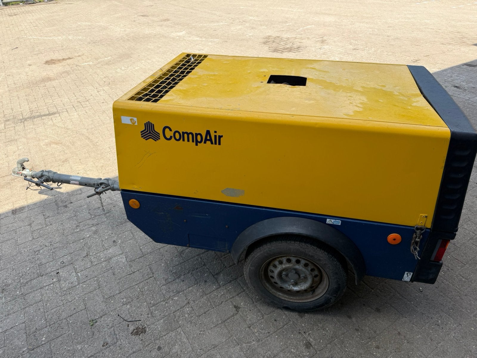 Compair C20  mobiele compressor 2 stuks op voorraad, Ophalen