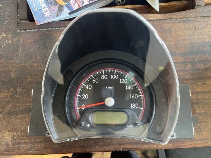 Kilometerteller KM van een Suzuki Alto, Gebruikt, -, -, -
