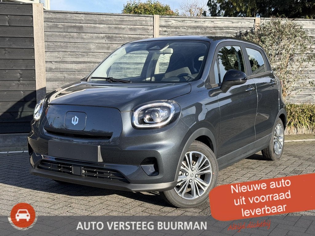 Leapmotor T03 Design 37.3 kWh 95PK Automaat Navigatie, Camer, Auto's, Leapmotor, 12 maanden, Stof, Elektrisch, Zilver of Grijs