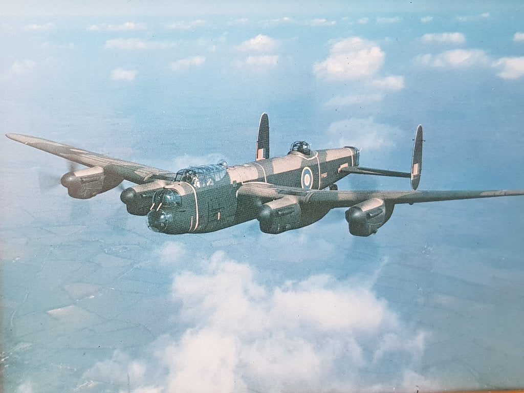Mooie oude Engelse ingelijste prent van een bommenwerper., Ophalen of Verzenden, Lithografie