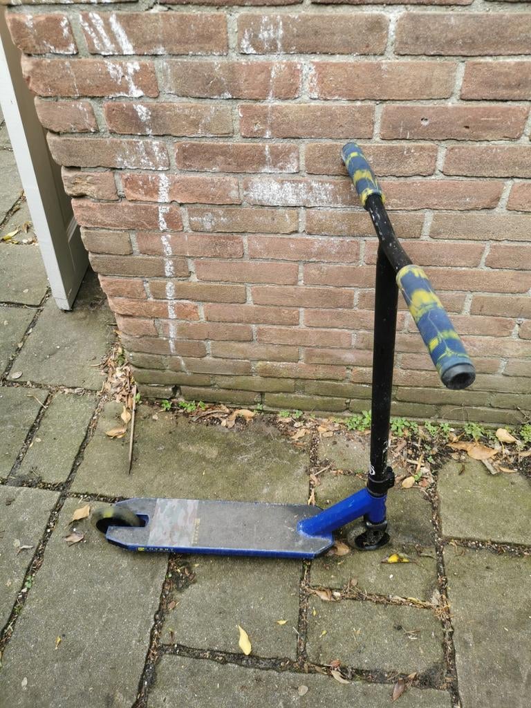Stuntstep - Gebruikt maar in goede staat, Fietsen en Brommers, Steps, Ophalen