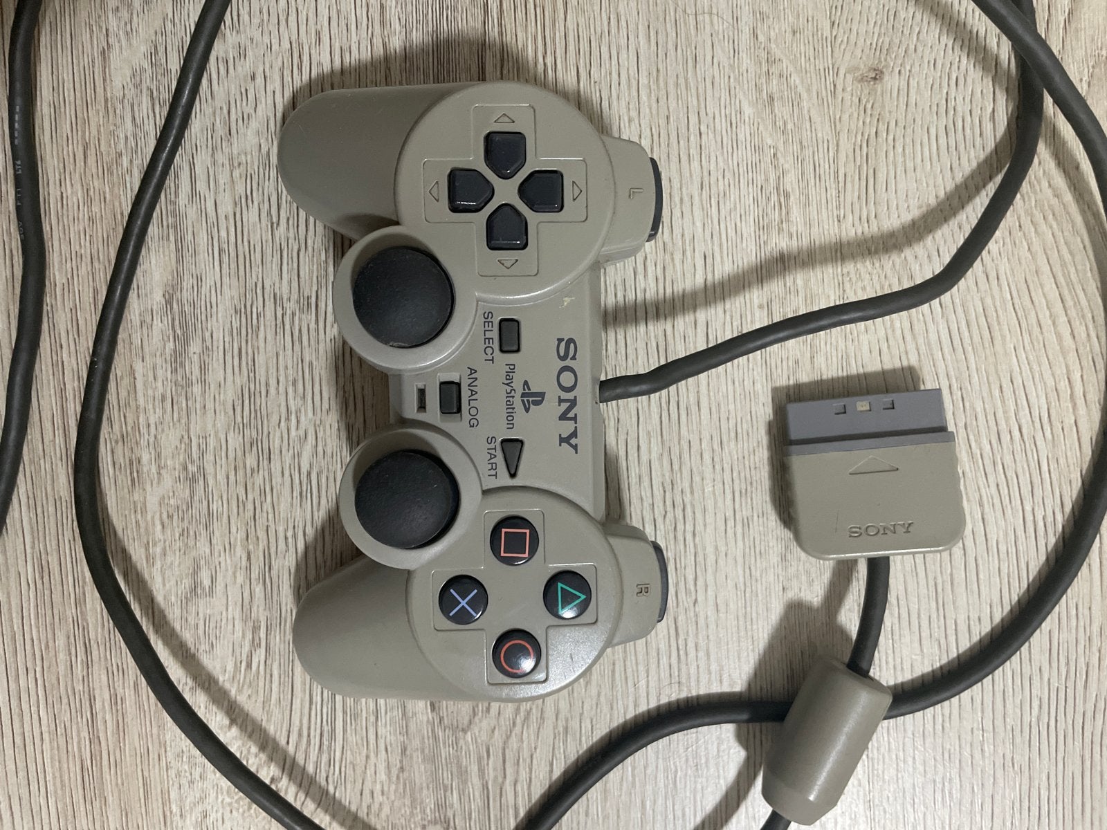 Sony PlayStation 1 DualShock Controller - Grijs, Ophalen of Verzenden, Gebruikt, Met 1 controller