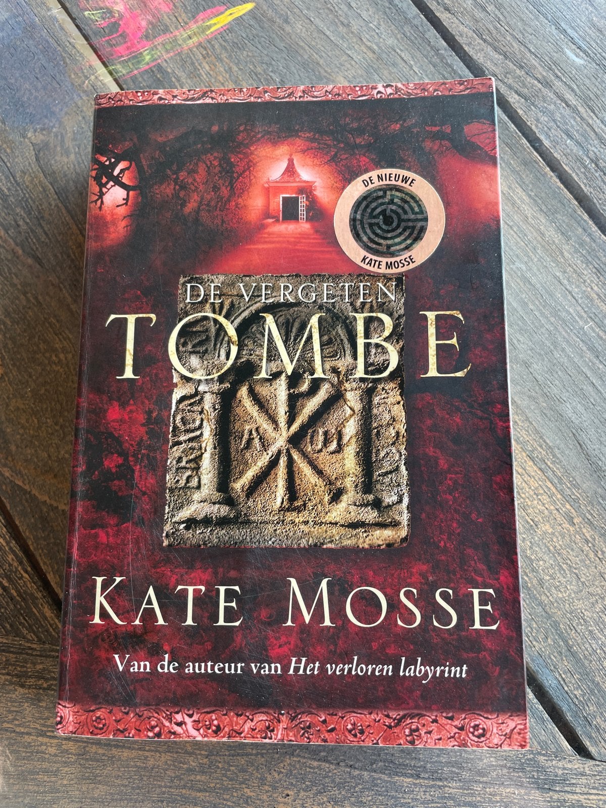 De Vergeten Tombe - Kate Mosse (Paperback), Ophalen of Verzenden, Gelezen, Europa overig