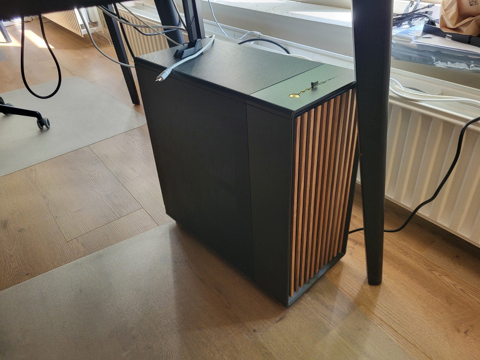 Krachtige Barebone AI PC - Perfect voor AI-taken, Computers en Software, Barebones, Ophalen, Zo goed als nieuw