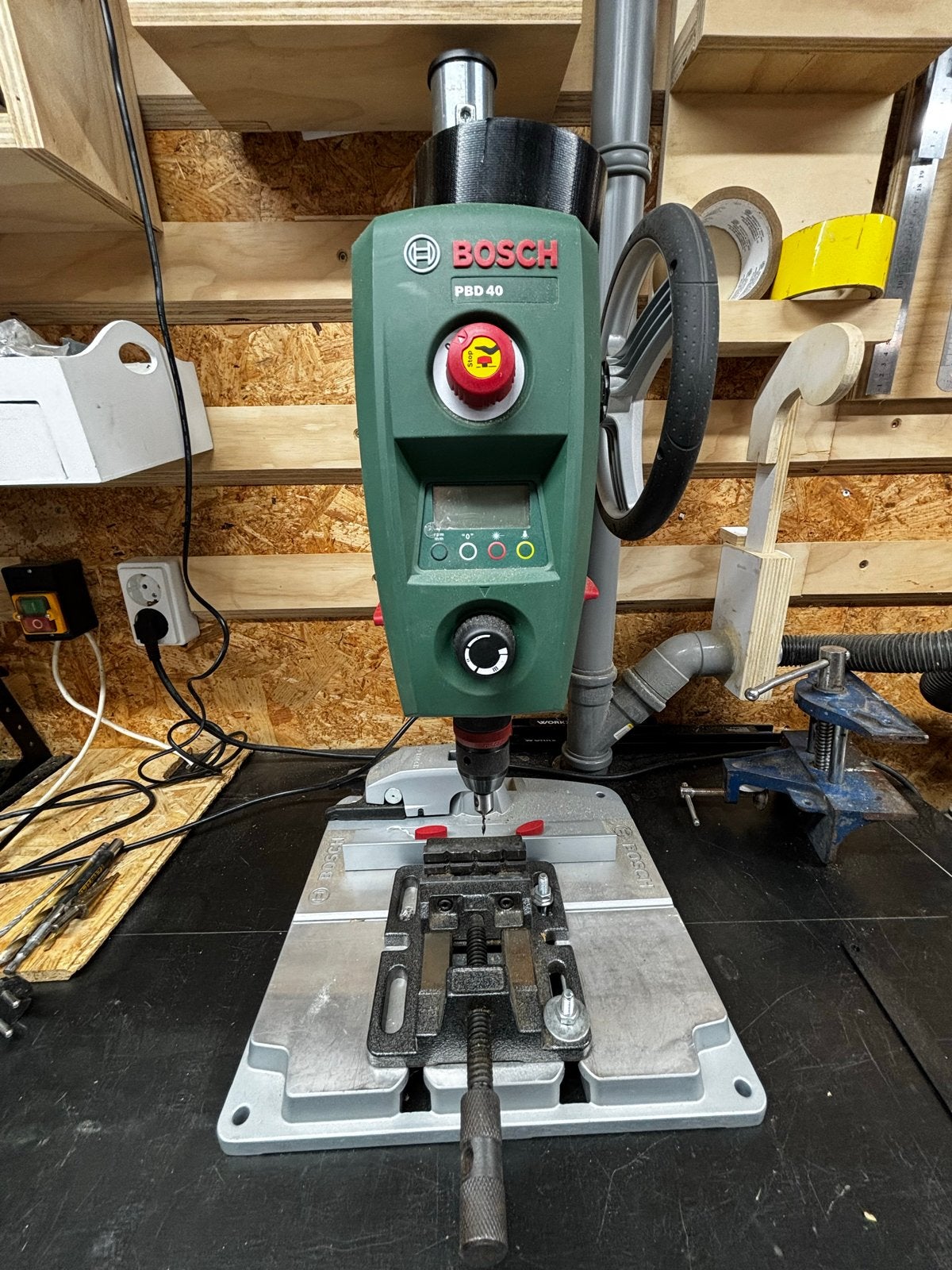 Bosch PBD 40 Kolomboormachine - 710 W, Ophalen, Variabele snelheid, Kolomboormachine, Gebruikt