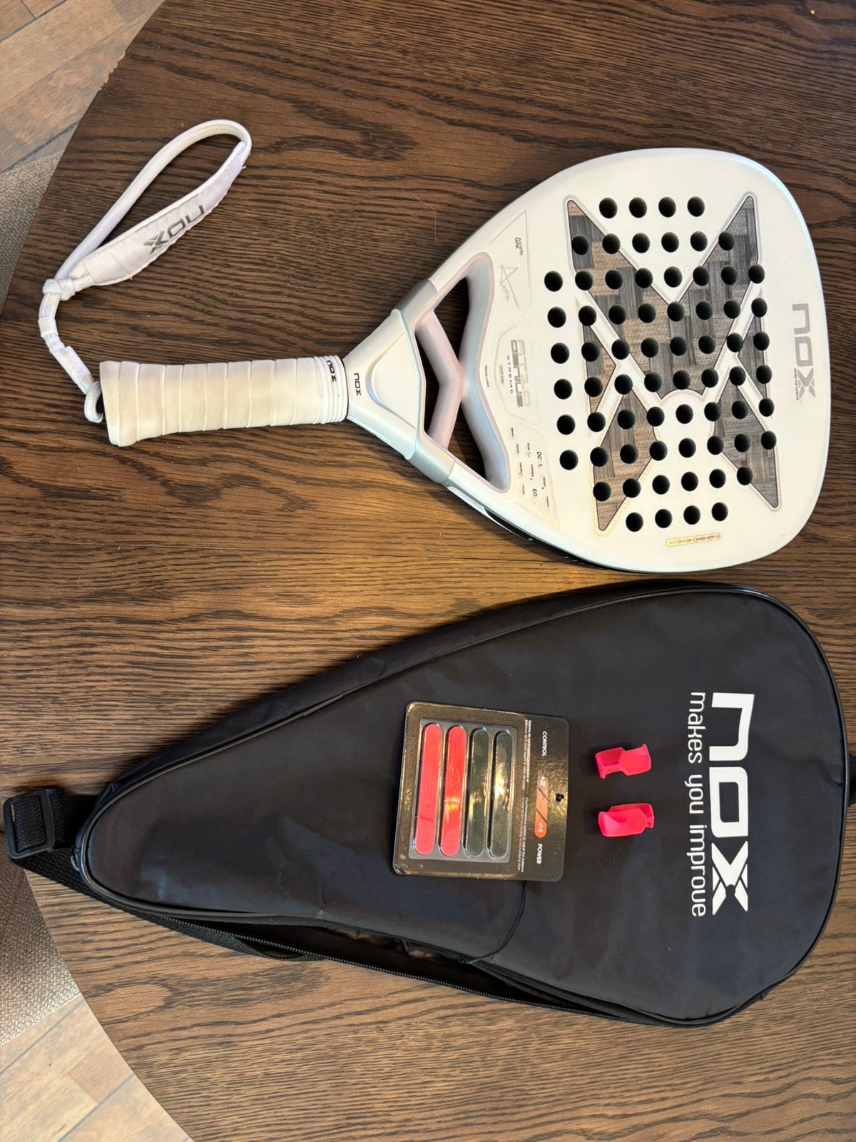 Padelracket | NOX AT10 Genius Attack 12K Alum Xtreme 2026, Sport en Fitness, Padel, Ophalen, Nieuw, Padelracket
