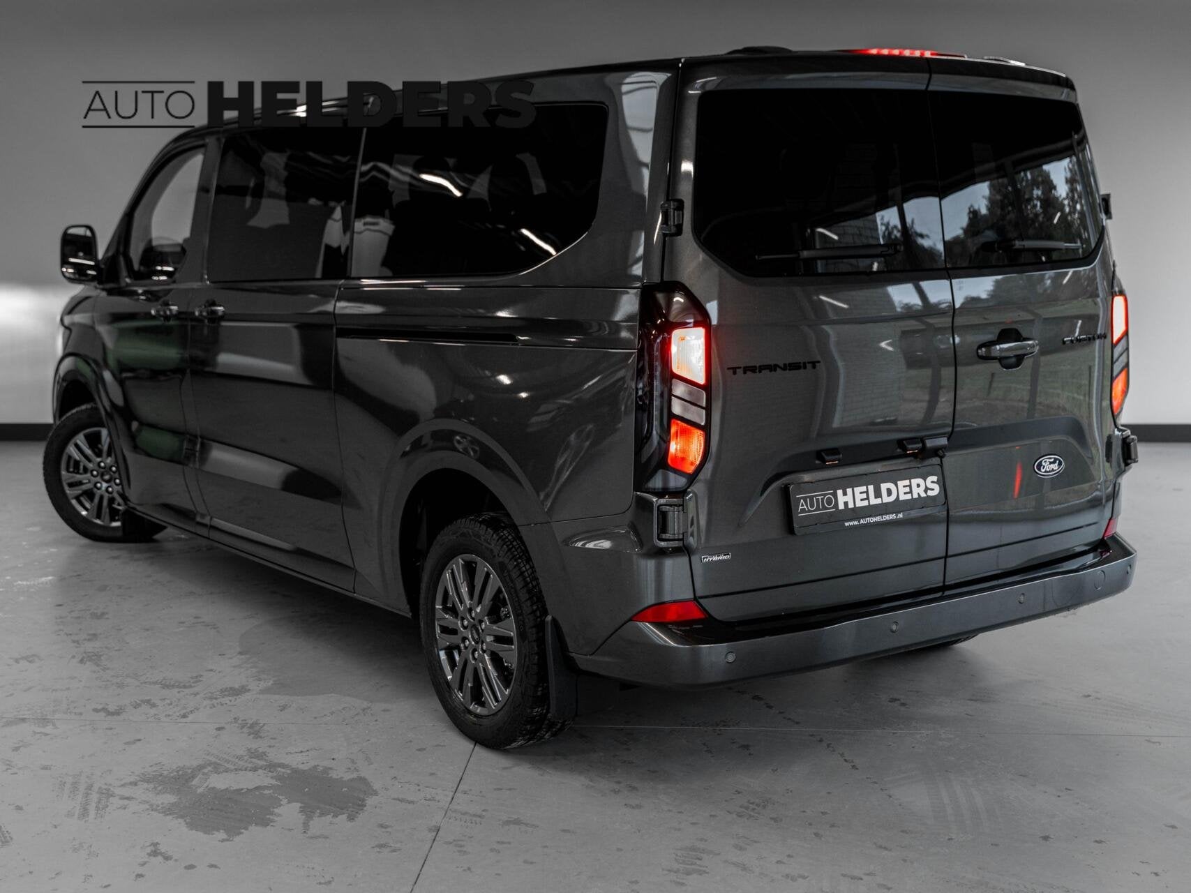 Ford Transit Custom Combi 340 2.5 PHEV L2H1 Limited 9 pers, Automaat, 232 pk, Gebruikt, Euro 6