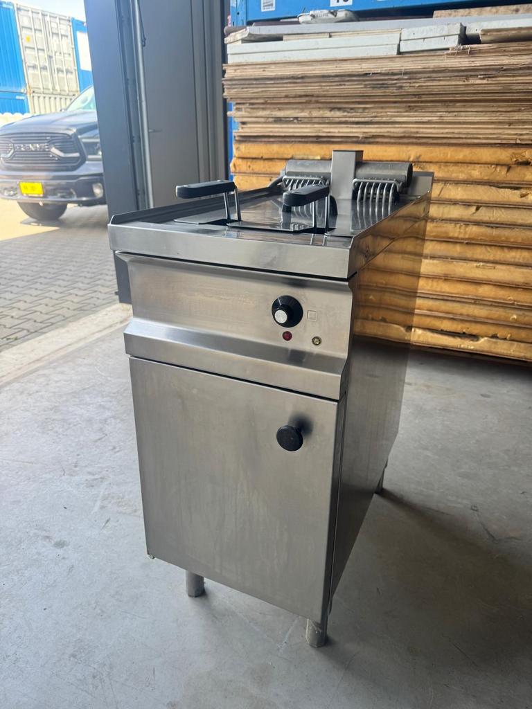 Professionele dubbele friteuse RVS - Zo goed als nieuw, Witgoed en Apparatuur, Frituurpannen, 4 liter of meer, Ophalen, Zo goed als nieuw
