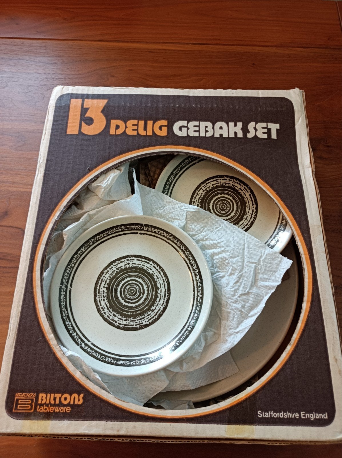 13-delig gebaksset English Ironstone Biltons., Antiek en Kunst, Ophalen of Verzenden