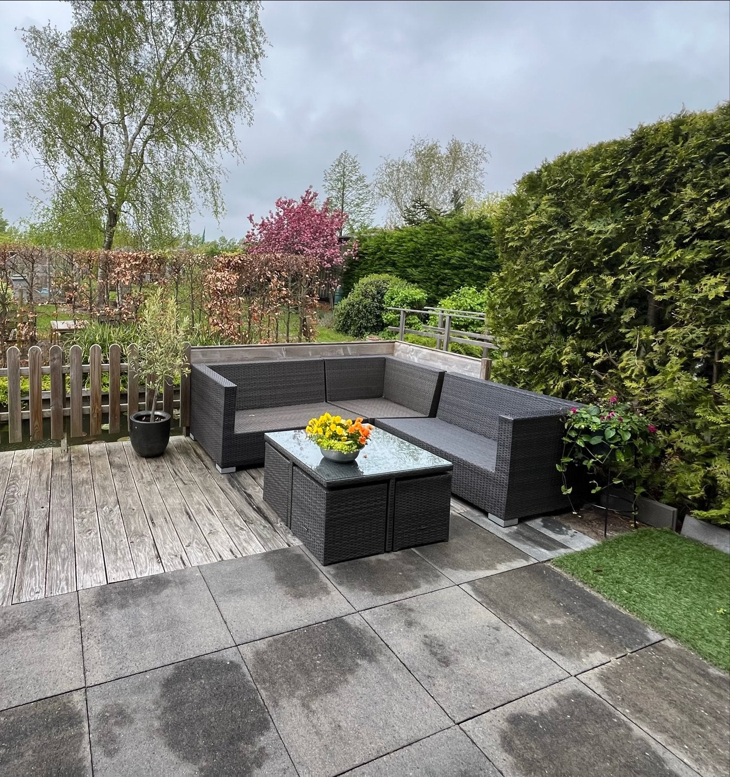 Royale Loungebank met tafel en 4 hockers, Ophalen, Gebruikt, Meer dan 8 zitplaatsen, Loungeset