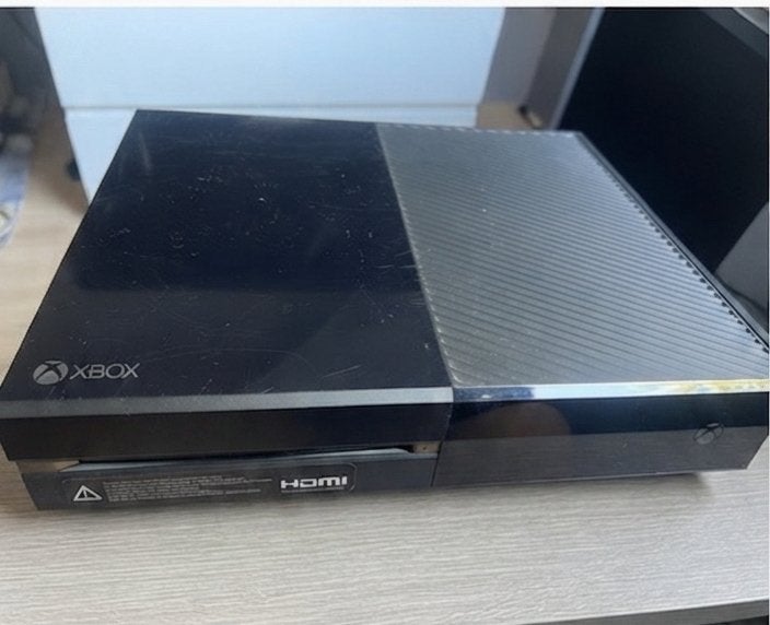 Xbox One - Werkt nog, met lichte gebruikssporen, Ophalen, Xbox One, Zonder controller, 500 GB
