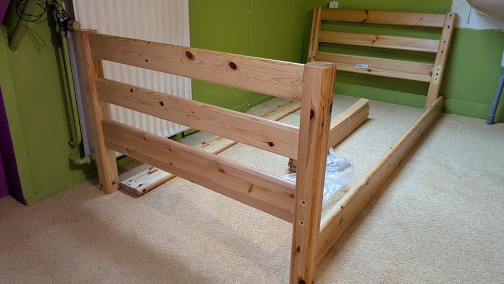 Flexa bed 90x200 (matrasmaat)- Massief houten eenpersoonsbed, Ophalen, Gebruikt, 90 cm, Eenpersoons