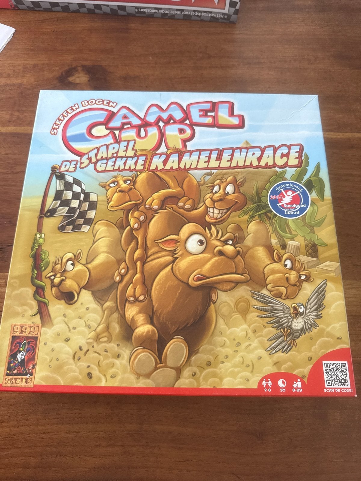 Camel Up: De Stapel Gekke Kamelenrace Bordspel, Een of twee spelers, Ophalen of Verzenden, Zo goed als nieuw