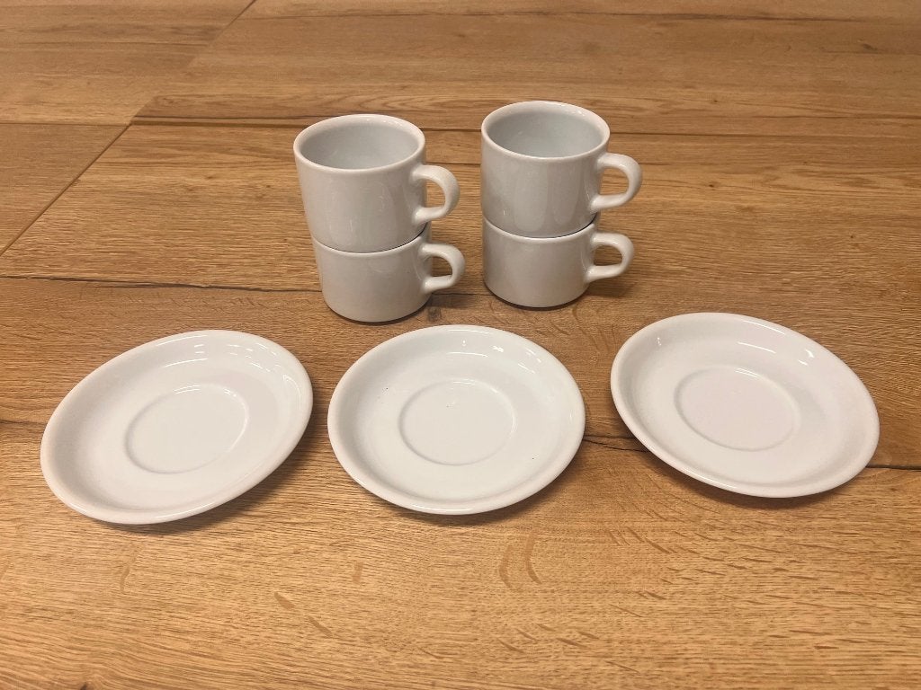 4 Koppen en 3 Schotels (Intermezzo), Ophalen of Verzenden, Porselein, Overige stijlen, Kop(pen) en/of Schotel(s)