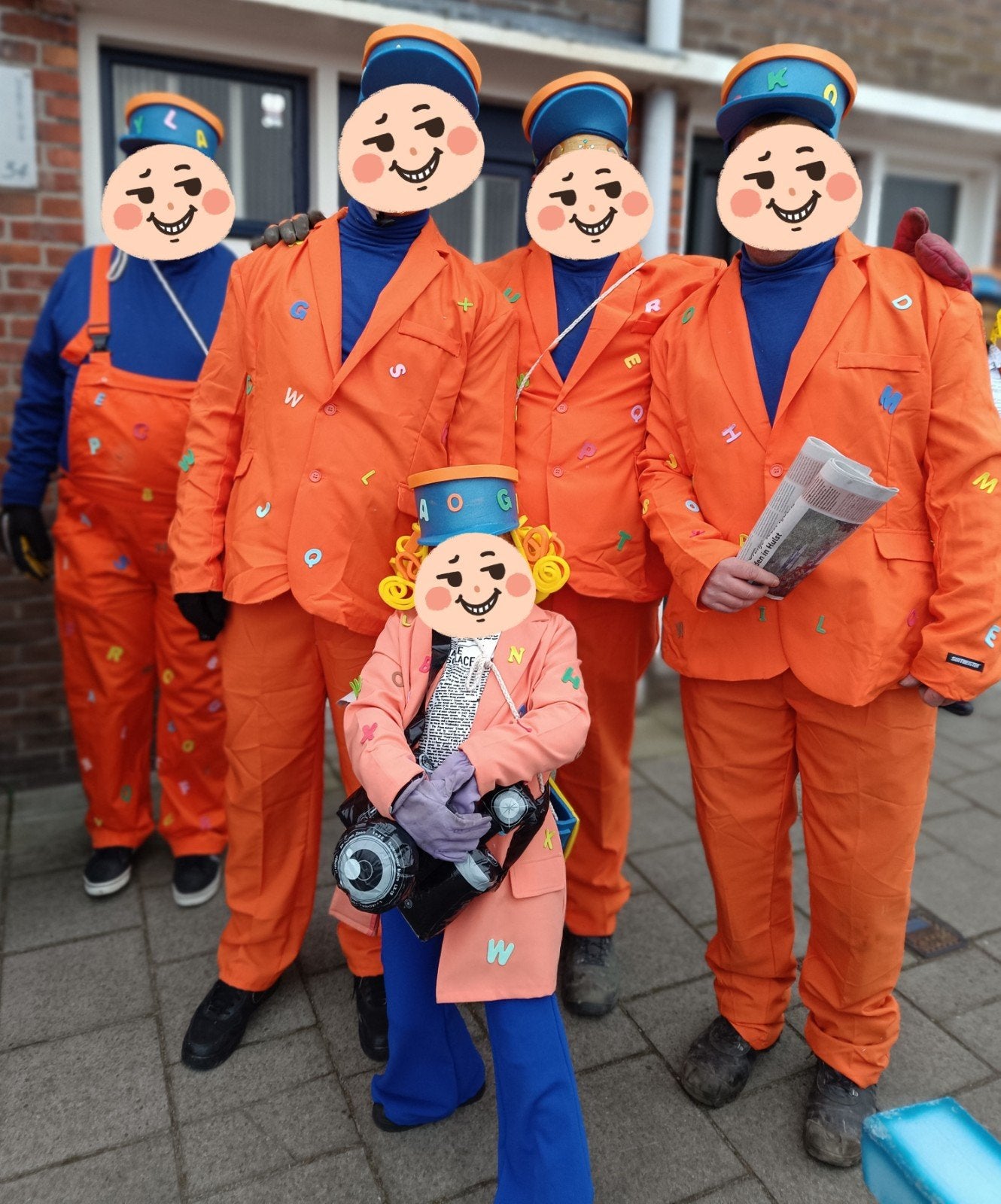 31x Carnavalspakken loopgroep, Kleding | Heren, Carnavalskleding en Feestkleding, Ophalen of Verzenden, Zo goed als nieuw, Overige maten