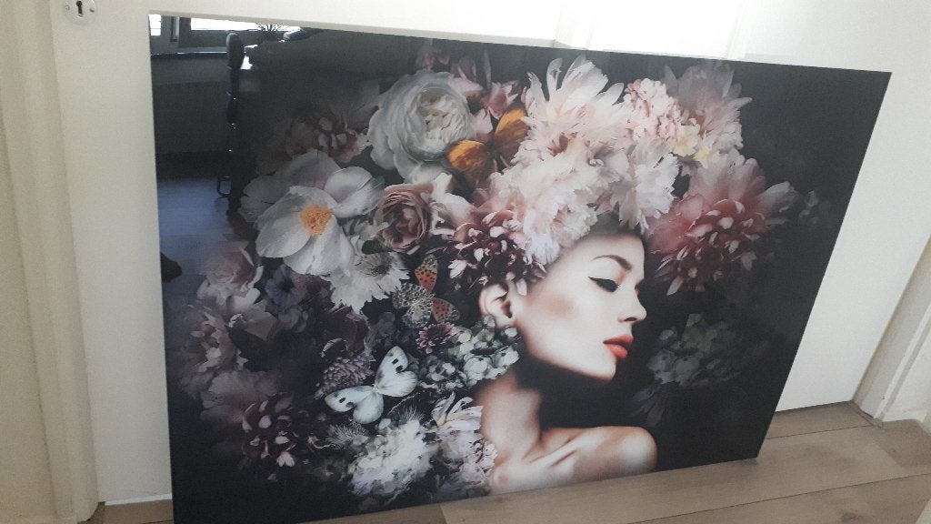 Schilderij vrouw met bloemenhoed acrylglas, Ophalen