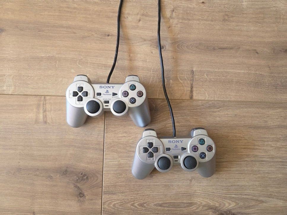 2x Sony PlayStation 2 DualShock 2 Controllers, Ophalen, Gebruikt, Controller, PlayStation 2