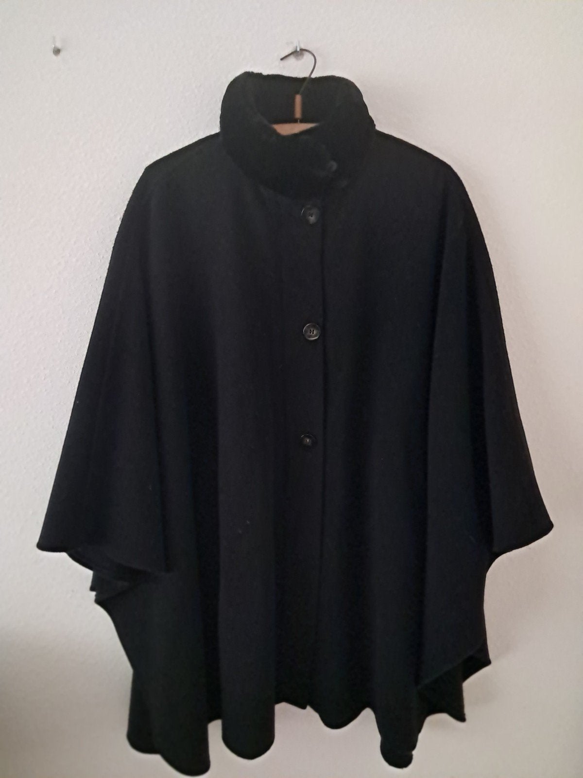 Zwarte  cape met kraag, Onbekend, Verzenden, Zo goed als nieuw