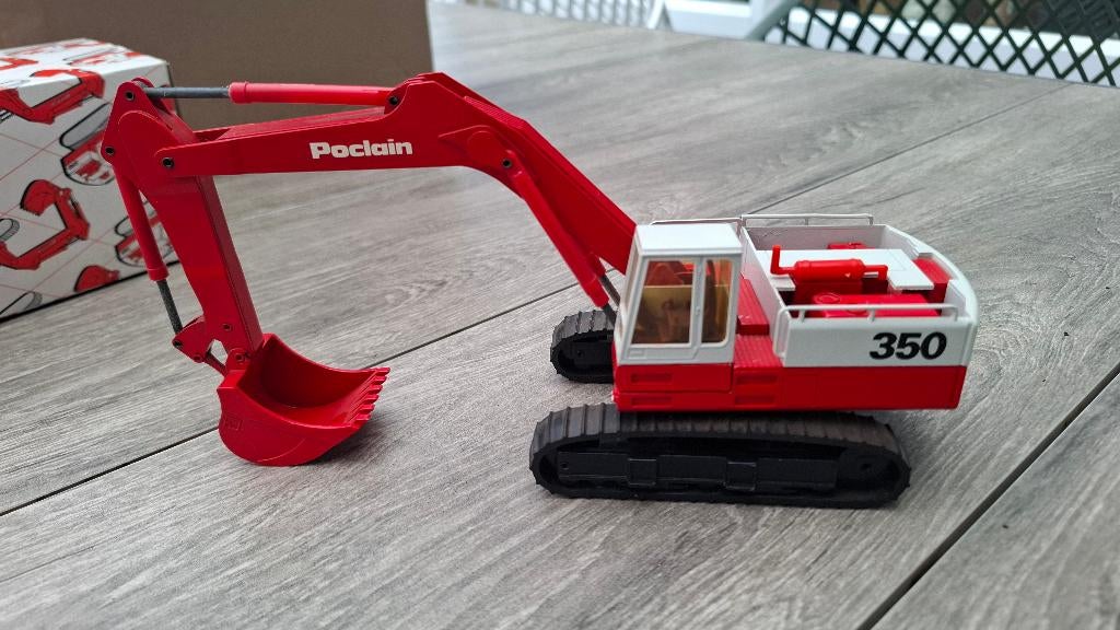Poclain 350ck 1:50 conrad, Hobby en Vrije tijd, Modelauto's | 1:50, Gebruikt, Hijskraan, Tractor of Landbouw, Conrad, Ophalen of Verzenden