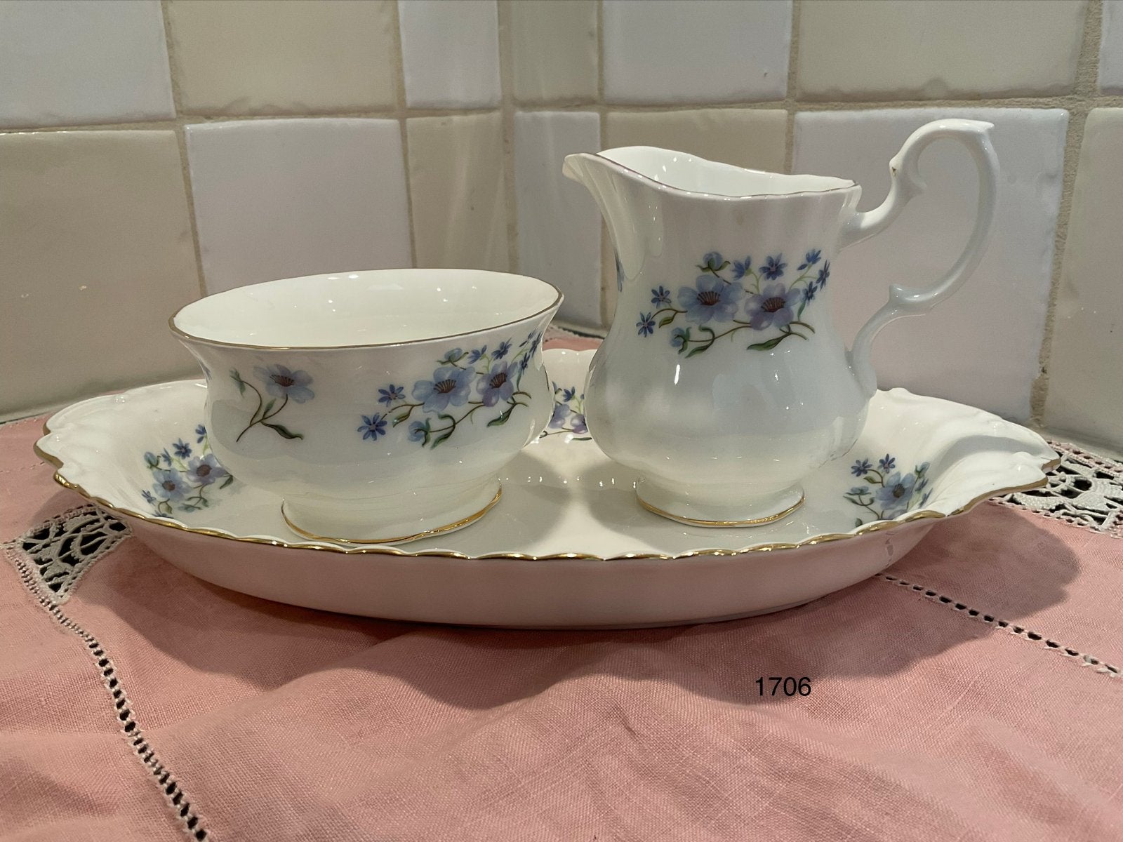 Richmond Bone China Melkkan, Suikerpot & Dienblad - Bloemen, Ophalen of Verzenden