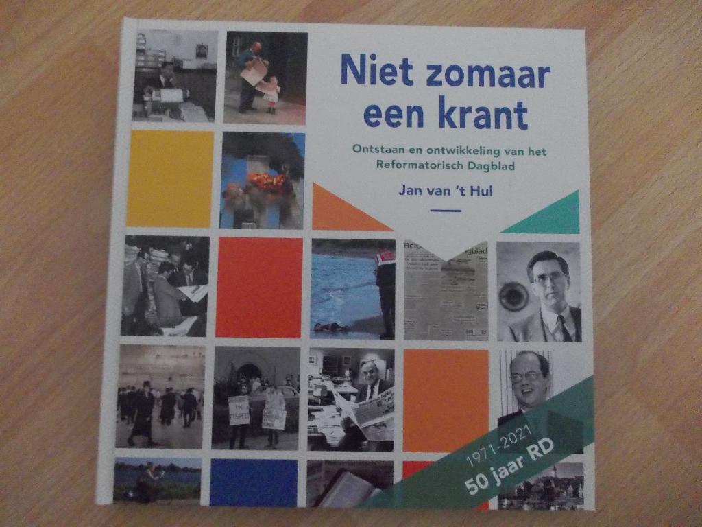 Niet zo maar een krant, J. van 't Hul., Ophalen, J. van 't Hul, Zo goed als nieuw, Nederland