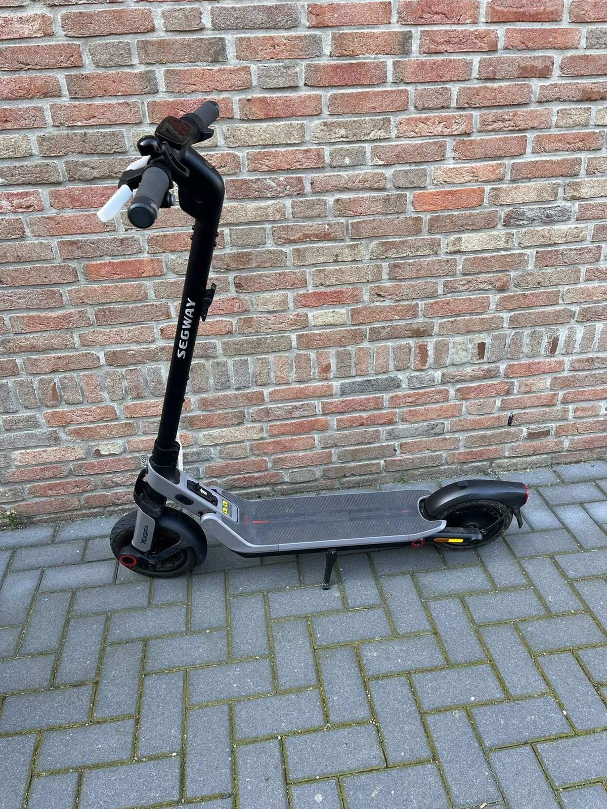 Ninebot E3, Fietsen en Brommers, Ophalen, Zo goed als nieuw, Elektrische step (E-scooter)