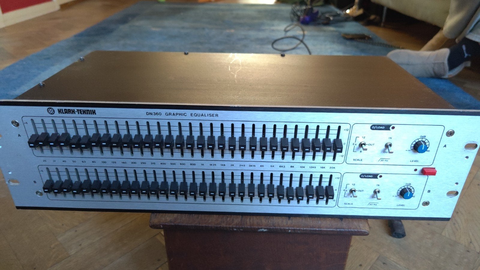 Klark Teknik DN360 Grafische Equalizer, Ophalen of Verzenden, Zo goed als nieuw