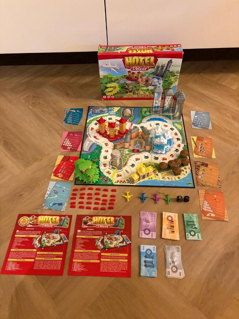 Als nieuw en compleet! Hotel Deluxe bordspel 8+, Een of twee spelers, Ophalen of Verzenden, Zo goed als nieuw, Zygomatic