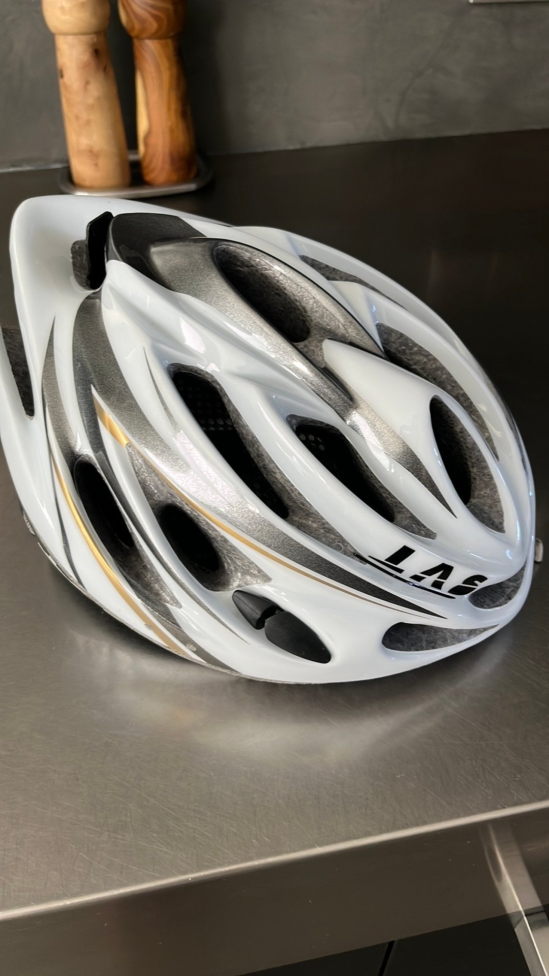 Racefiets helm italiaans merk mt S, Fietsen en Brommers, Ophalen, Zo goed als nieuw, S, Dame