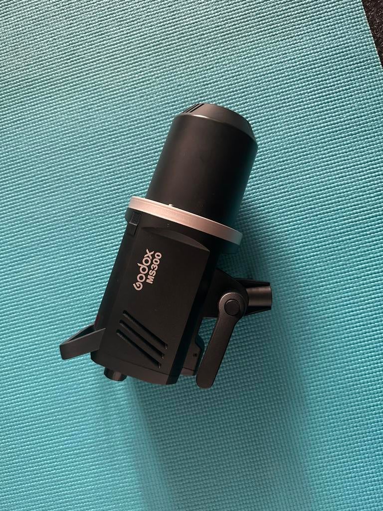 Godox MS300 Studioflitser - Zo goed als nieuw, Ophalen, Lamp of Flitsset, Ntv, Godox