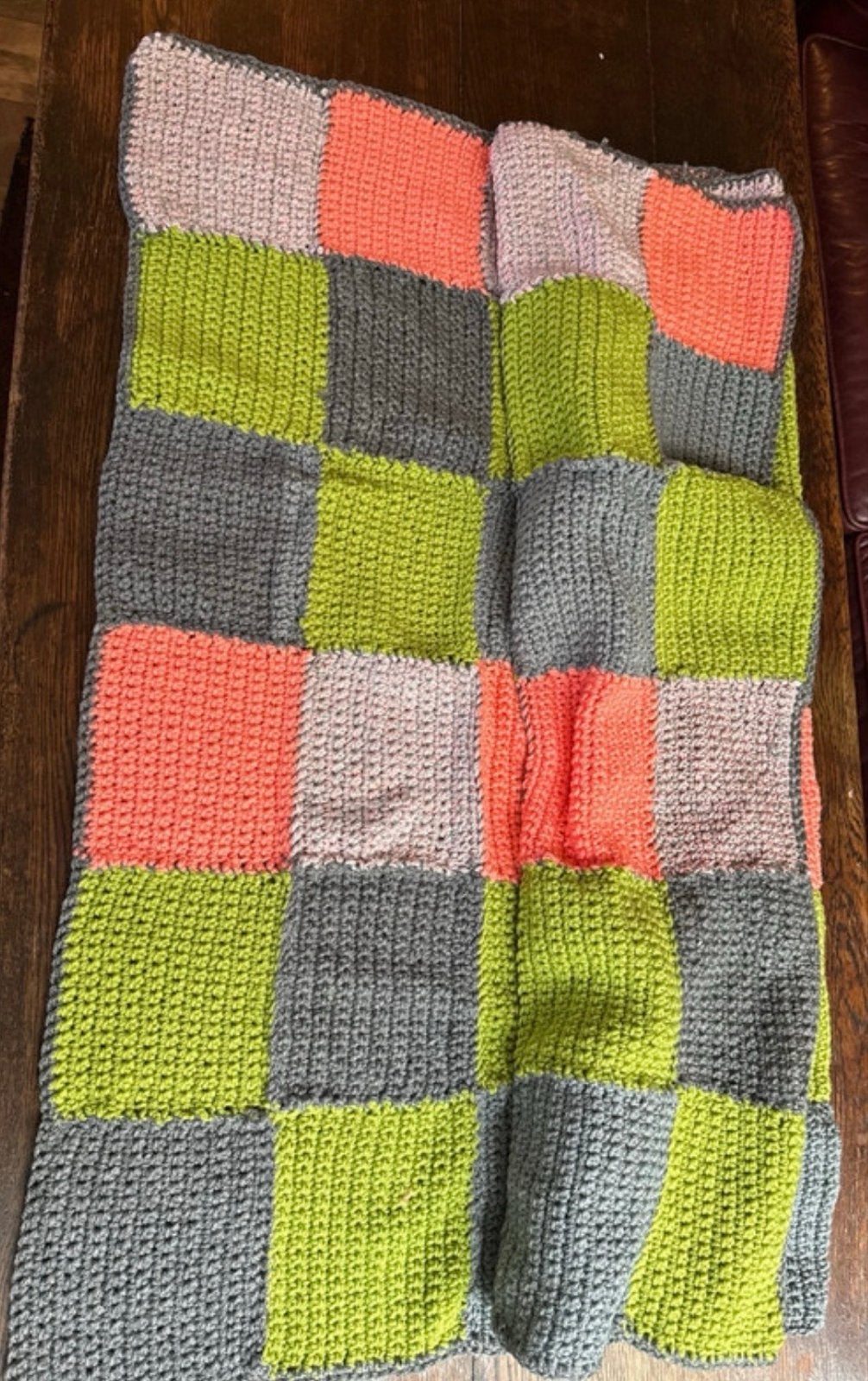 Vintage handgemaakte gehaakte deken 104 x 90 cm, Huis en Inrichting, Ophalen of Verzenden, Gebruikt