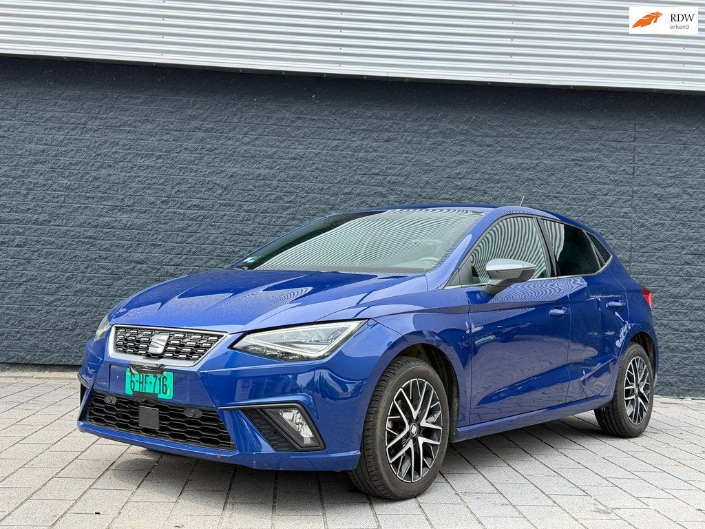 SEAT Ibiza 1.0 TSI FR excellent LED/KEY-LESS, Voorwielaandrijving, Gebruikt, Ibiza, Origineel Nederlands