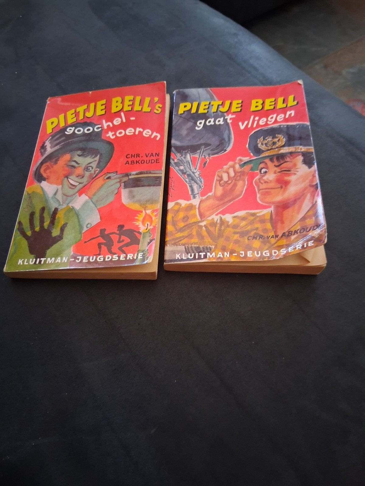 Pietje Bell's Goocheltouren & Pietje Bell Gaat Vliegen, Ophalen, Gelezen, Chr. van Abkoude, Fictie