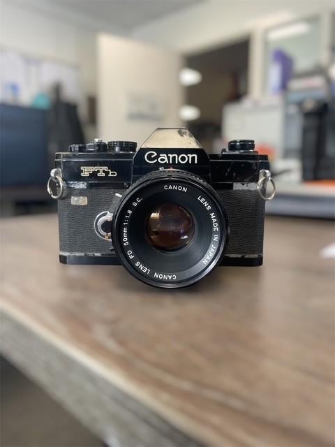 Canon FTb met 50mm lens, Ophalen, Gebruikt, Spiegelreflex, Canon