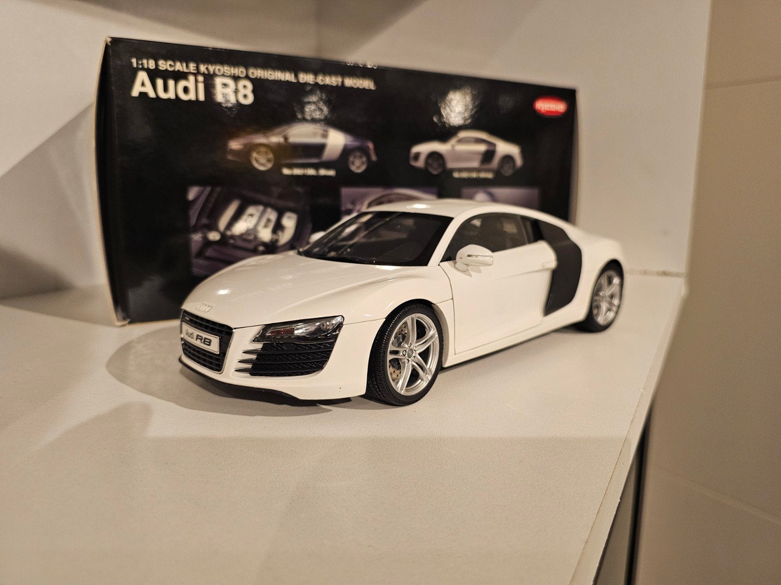 Kyosho Audi R8 Wit 1:18, Ophalen of Verzenden, Zo goed als nieuw, Auto, Kyosho