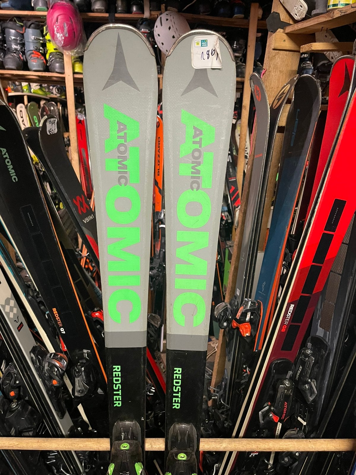 170cm ATOMIC REDSTER XT CARVE SKIS, 160 tot 180 cm, Ophalen of Verzenden, Zo goed als nieuw, Carve