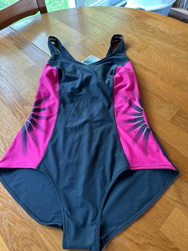 badpak 48 B Mogelijk om prothese in te doen, Kleding | Dames, Badmode en Zwemkleding, Meerkleurig, Amoena, Nieuw, Badpak
