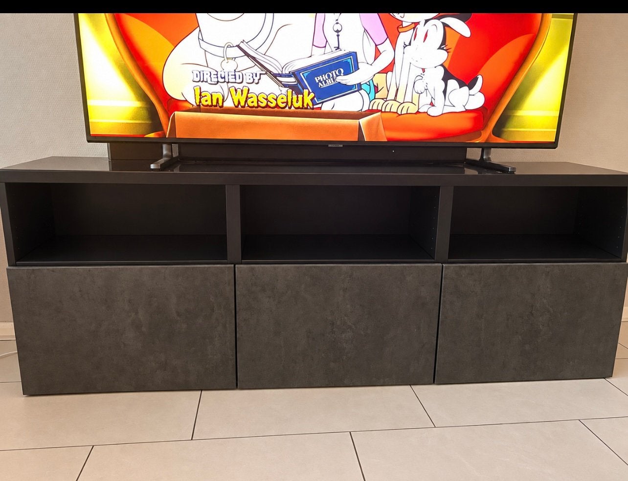 Tv meubel, Ophalen, 150 tot 200 cm, Zo goed als nieuw, Minder dan 100 cm