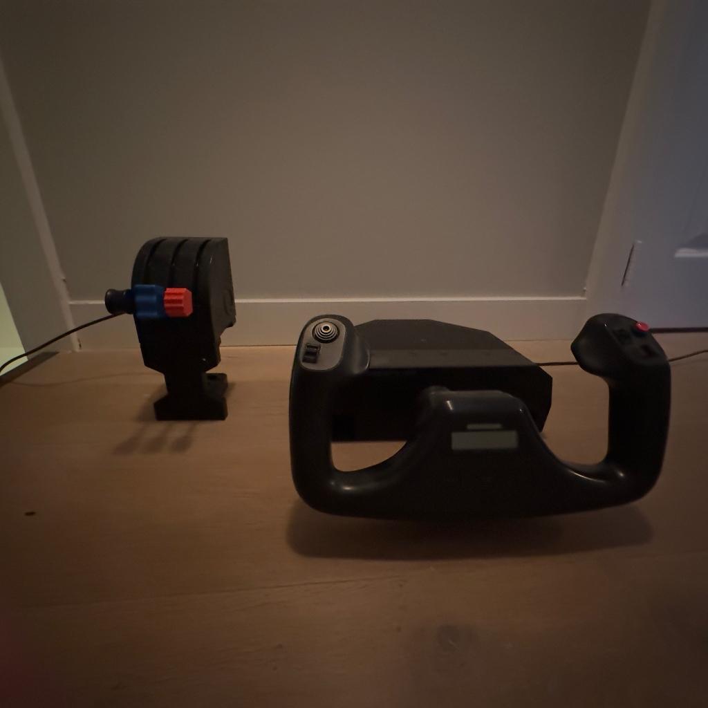 Logitech flight yoke, Computers en Software, Joysticks, Ophalen of Verzenden, Zo goed als nieuw, Logitech