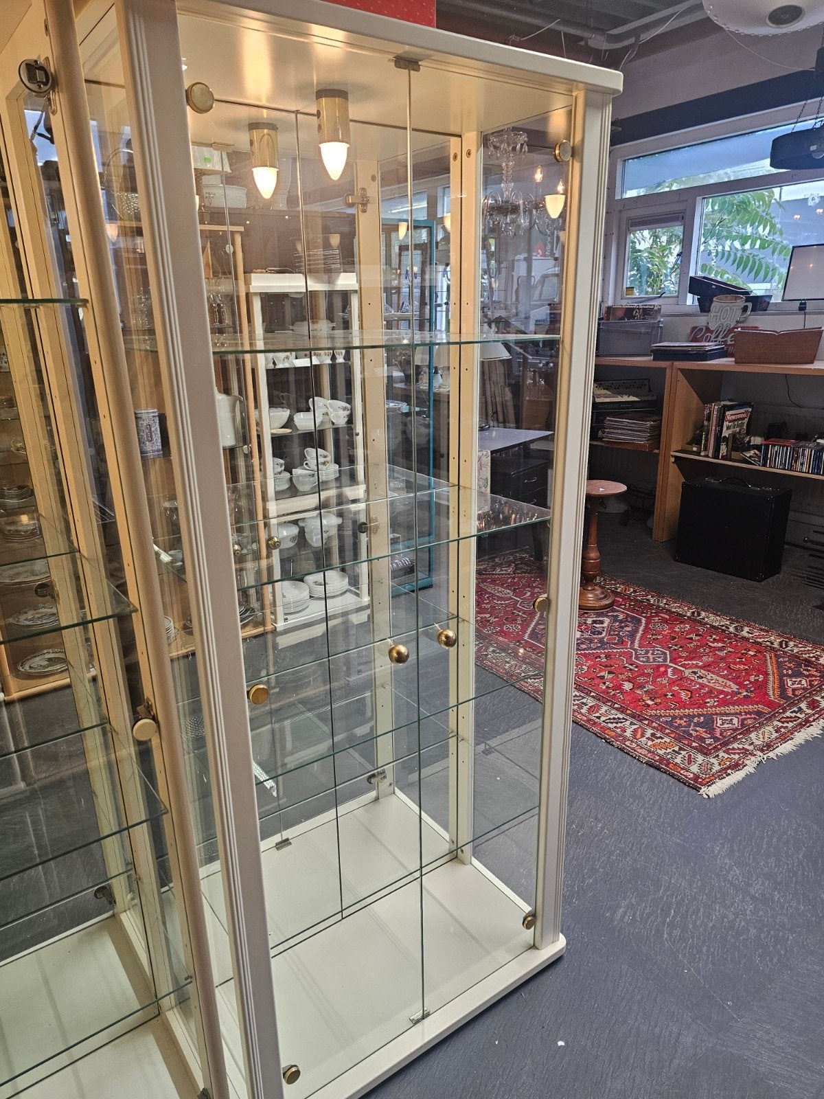 7 Vitrines - Diverse Maten (175cm hoog), Ophalen of Verzenden, Nvt, Nvt, Nvt