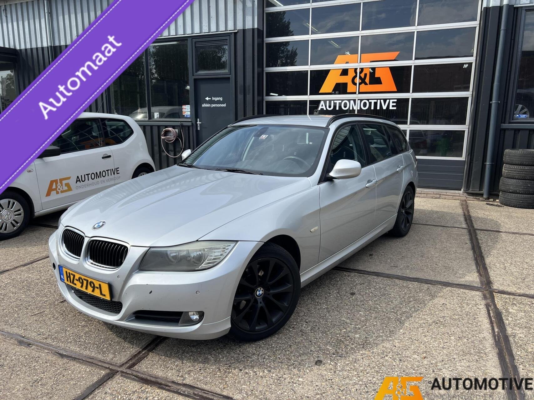 BMW 3-serie Touring 318D 2011 Automaat | Export |, Automaat, Achterwielaandrijving, 1995 cc, 19 km/l