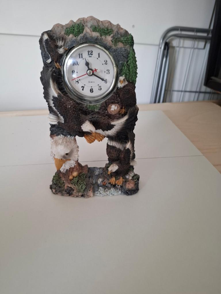 Adelaar klok, Ophalen of Verzenden, Zo goed als nieuw