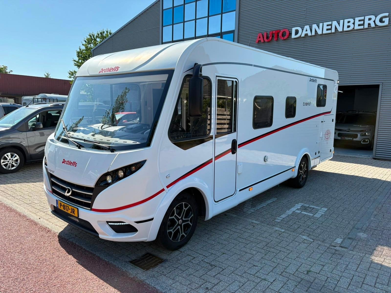 Dethleffs TREND I 7057 AUTOMAAT 9-TRAPS DAK-AIRCO CARPLAY, Autodanenberg@gmail.com, 7 tot 8 meter, Bedrijf, Startonderbreker