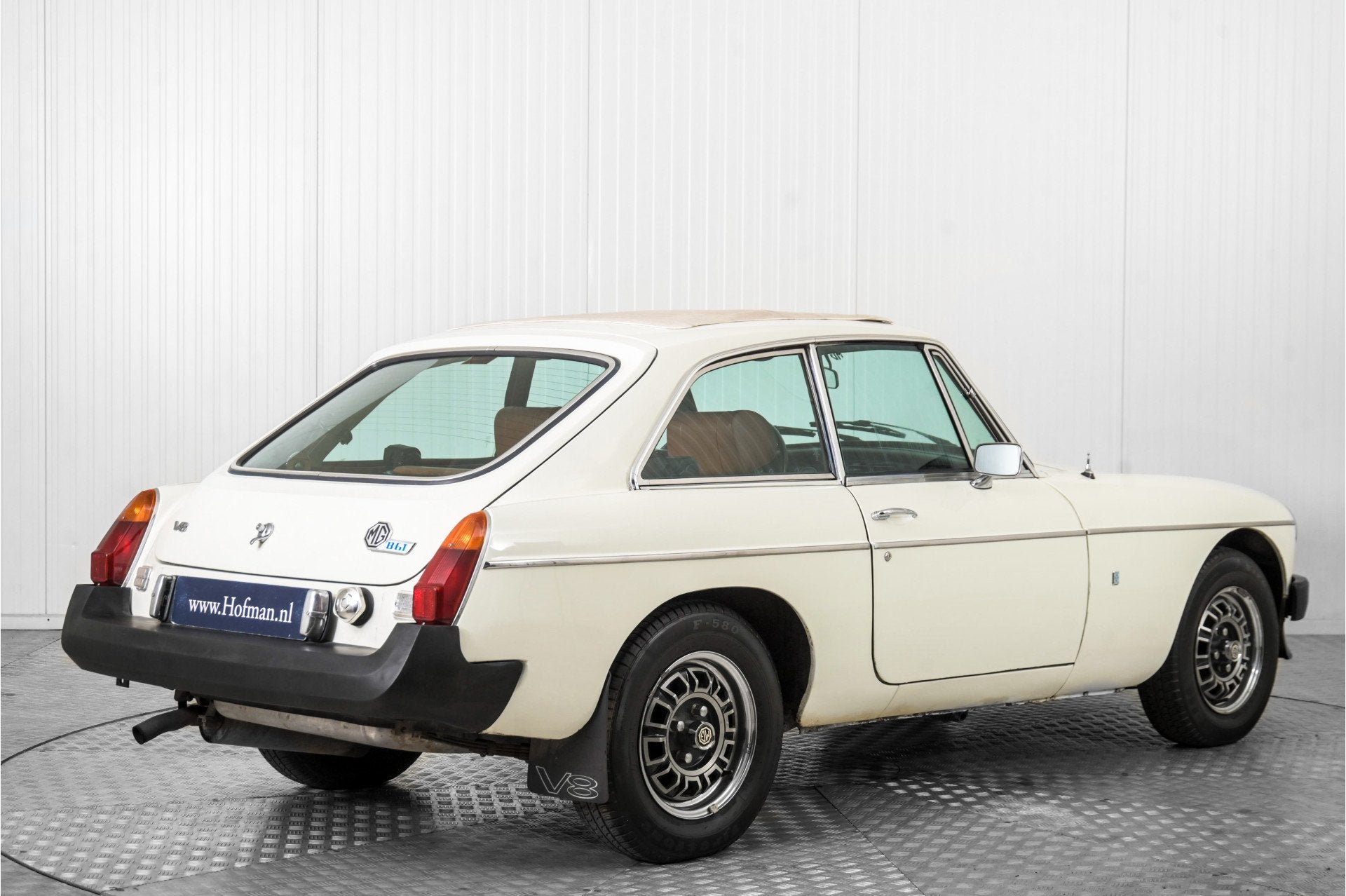 MG B GT V8 LHD (bj 1975), Auto's, MG, B, Gebruikt, Wit, Bedrijf
