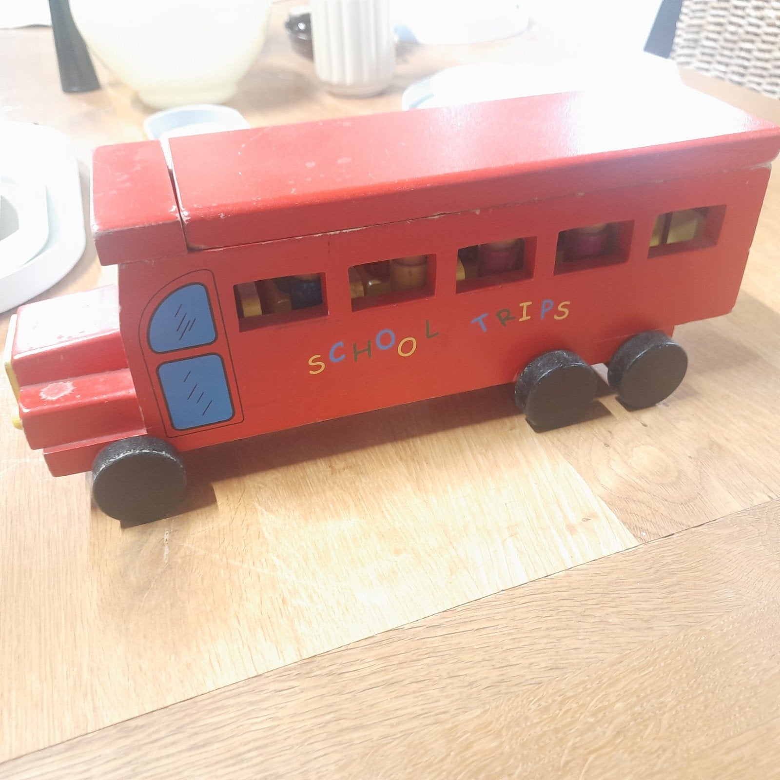 Houten Small foot Legler Schoolbus met Poppetjes, Kinderen en Baby's, Speelgoed | Houten speelgoed, Ophalen of Verzenden, Gebruikt